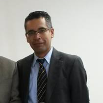 Dr. José Rosales